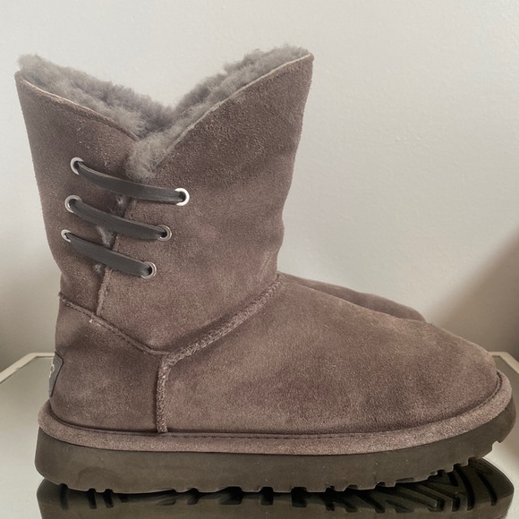 Ugg Constantine suede boots womens - Picture 1 of 9